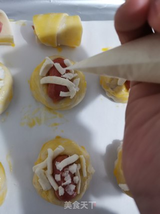 芝士热狗手抓饼的做法步骤：7