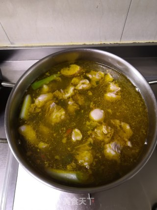 酸汤牛肉的做法步骤：7
