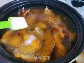笨鸡炖臻蘑的做法步骤：8