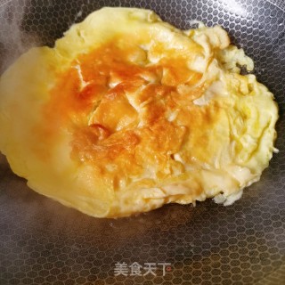 青椒炒鸡蛋的做法步骤：3
