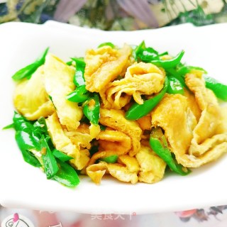 青椒炒鸡蛋的做法步骤：10