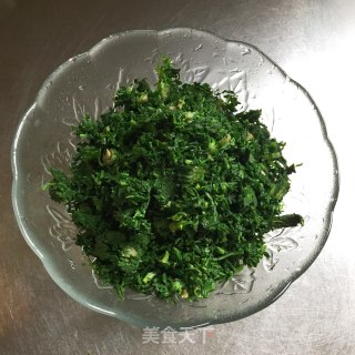 荠菜煎饺的做法步骤：3