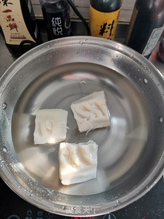 豆豉杂蔬火腿炒饭的做法步骤：2