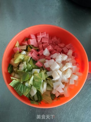 豆豉杂蔬火腿炒饭的做法步骤：3