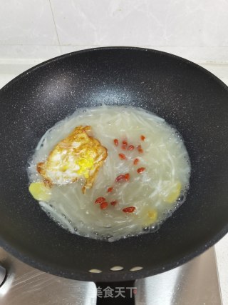 煎蛋萝卜丝汤的做法步骤：12
