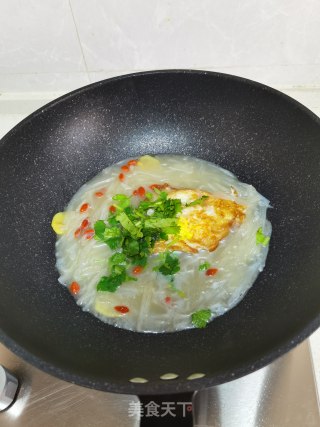煎蛋萝卜丝汤的做法步骤：13