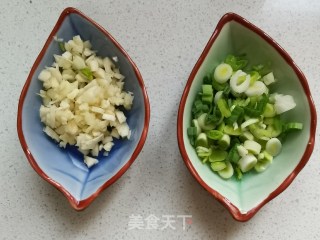 蒸胡萝卜丝的做法步骤：2