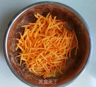 蒸胡萝卜丝的做法步骤：7