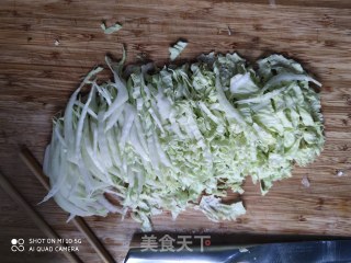 白菜拌豆腐皮的做法步骤：4