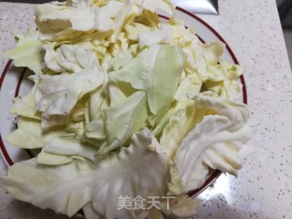 爆炒莲花白的做法步骤：1