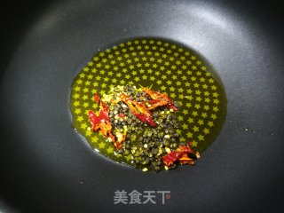 爆炒莲花白的做法步骤：3