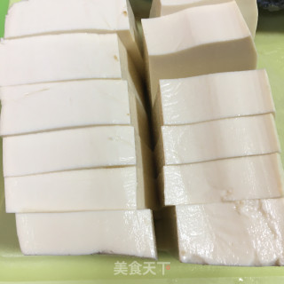 豆腐炖鲫鱼汤的做法步骤：2