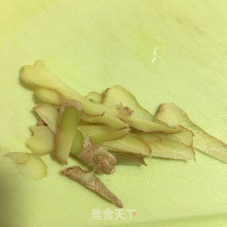 豆腐炖鲫鱼汤的做法步骤：3