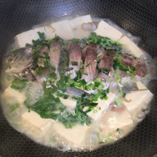 豆腐炖鲫鱼汤的做法步骤：8
