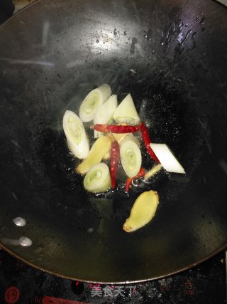 酸菜豆泡炖排骨的做法步骤：5