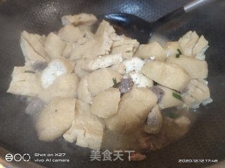 油豆腐炖肉的做法步骤：6