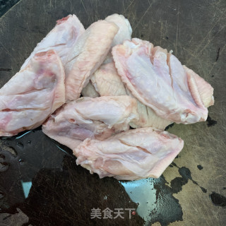柠檬烤翅的做法步骤：1