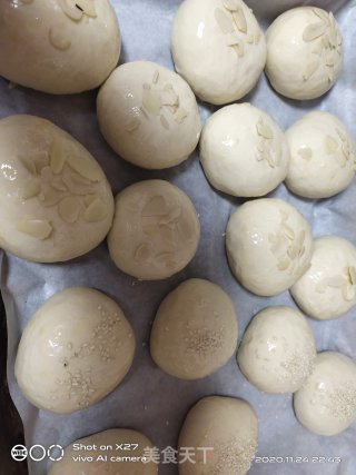 杏仁小餐包的做法步骤：10