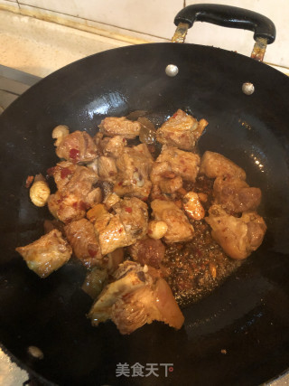 烧排骨猪脚的做法步骤：4