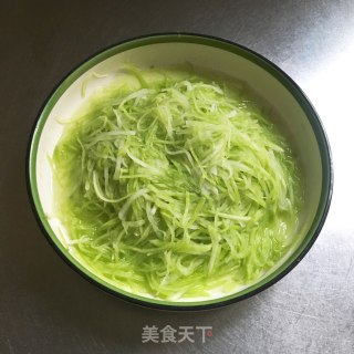 拌萝卜丝的做法步骤：3