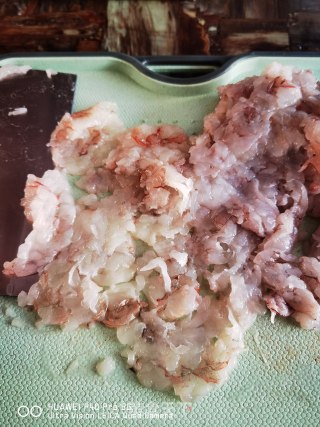 相似度极高的荔枝虾球的做法步骤：4