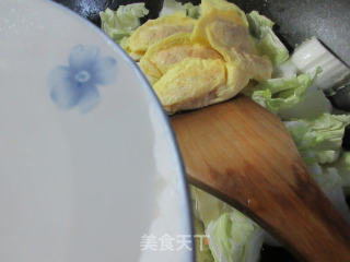 冬笋蛋饺大白菜的做法步骤：6