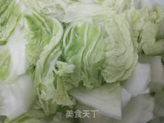 白菜冻豆腐汤的做法步骤：1