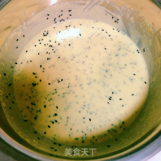 桂圆芝麻小米蛋糕的做法步骤：4