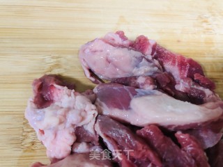 自制宝宝辅食牛肉松的做法步骤：2