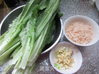 虾皮炒油麦菜的做法步骤：1