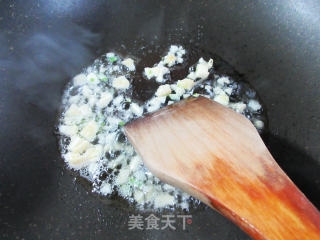 虾皮炒油麦菜的做法步骤：3