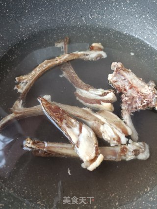 萝卜粉丝炖羊排的做法步骤：3