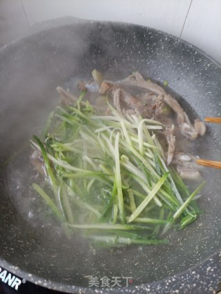 萝卜粉丝炖羊排的做法步骤：8