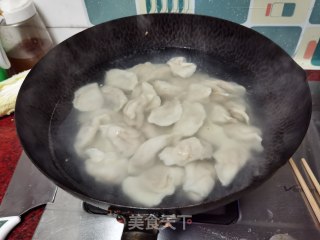 白菜猪肉馅饺子的做法步骤：11