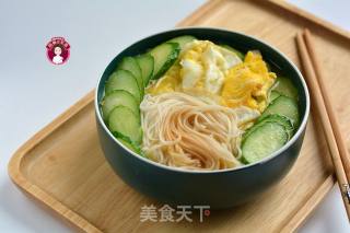 鸡蛋黄瓜面的做法步骤：8