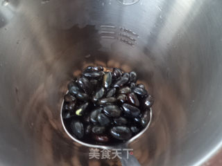 花生黑豆豆浆的做法步骤：6