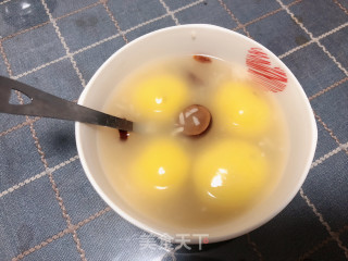 酒酿汤圆的做法步骤：7