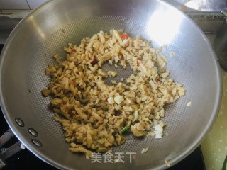 广东菜脯炒鸡蛋的做法步骤：5
