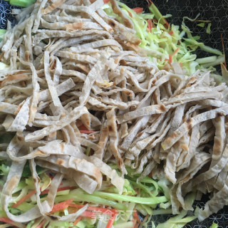 韭黄鸡蛋炒荞麦饼的做法步骤：9