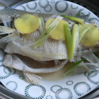 豆豉蒸鲈鱼的做法步骤：5