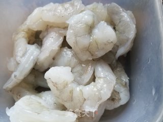 荷兰豆炒河粉的做法步骤：5