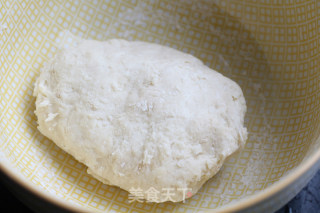 花朵面包的做法步骤：2