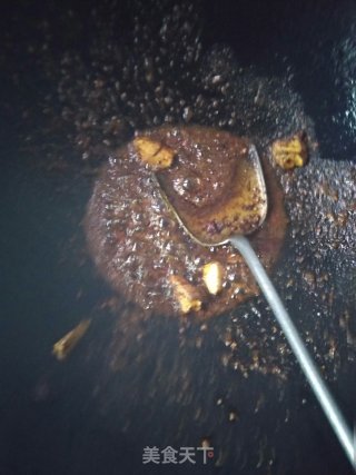 土豆红烧肉的做法步骤：4