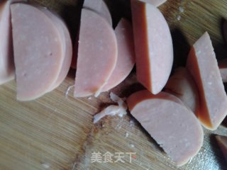 火腿炖白菜的做法步骤：1