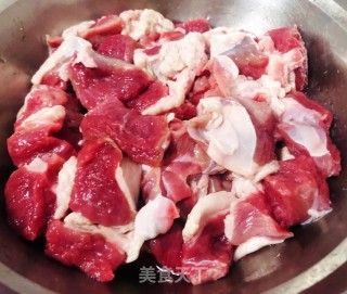 羊肉炖酸菜#羊肉#的做法步骤：2