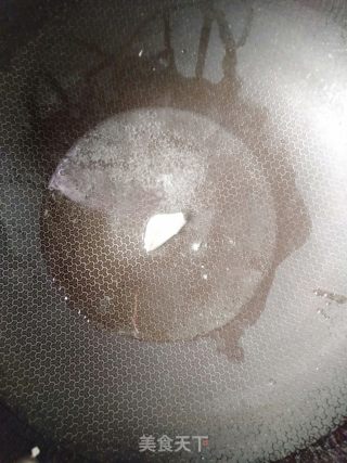 土豆炒白菜的做法步骤：2
