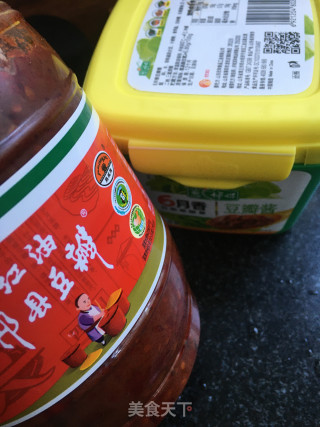 豆瓣酱炖肉丁的做法步骤：4