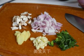 黑椒肥牛炖土豆的做法步骤：3