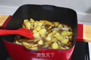 黑椒肥牛炖土豆的做法步骤：7