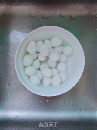 五香鹌鹑蛋的做法步骤：4